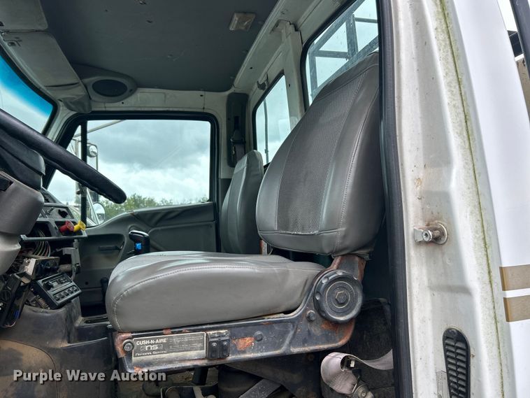 image for item NL9446 2000 Sterling LT9513  hydroseeder truck