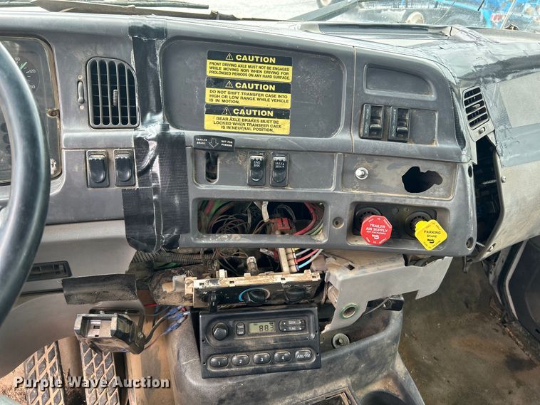 image for item NL9446 2000 Sterling LT9513  hydroseeder truck