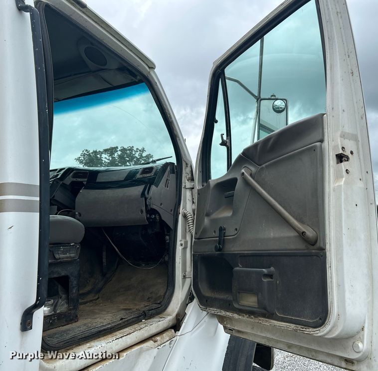 image for item NL9446 2000 Sterling LT9513  hydroseeder truck