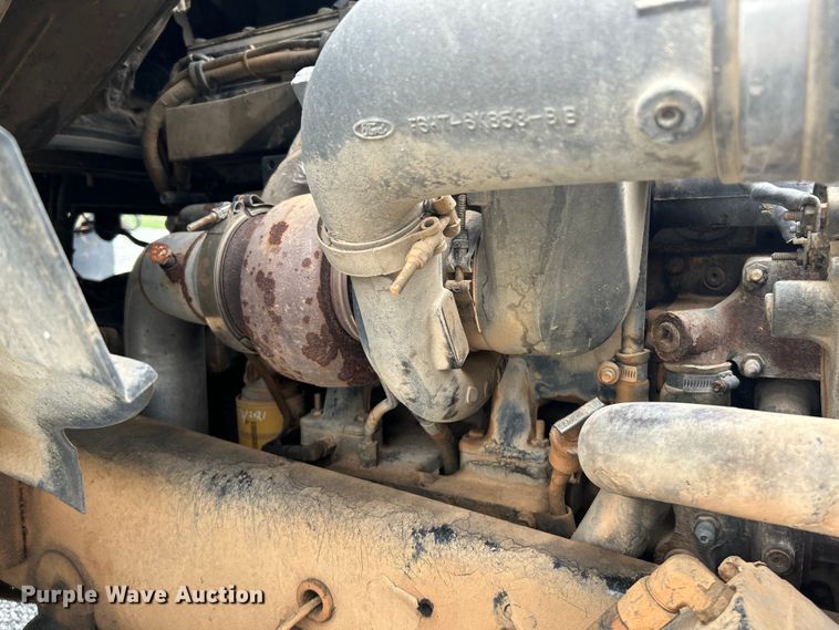 image for item NL9446 2000 Sterling LT9513  hydroseeder truck