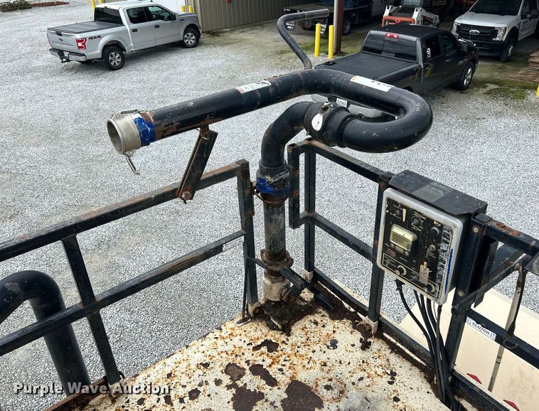 image for item NL9446 2000 Sterling LT9513  hydroseeder truck