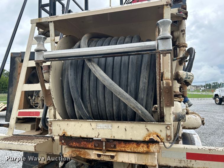 image for item NL9446 2000 Sterling LT9513  hydroseeder truck