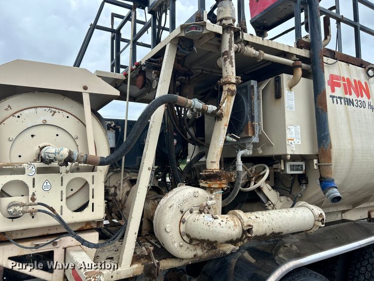 image for item NL9446 2000 Sterling LT9513  hydroseeder truck