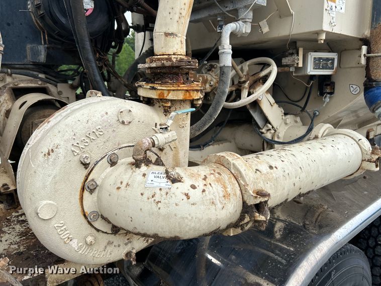 image for item NL9446 2000 Sterling LT9513  hydroseeder truck