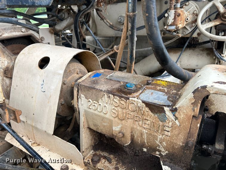 image for item NL9446 2000 Sterling LT9513  hydroseeder truck