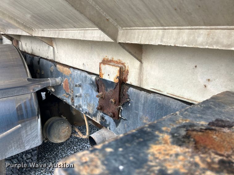 image for item NL9446 2000 Sterling LT9513  hydroseeder truck