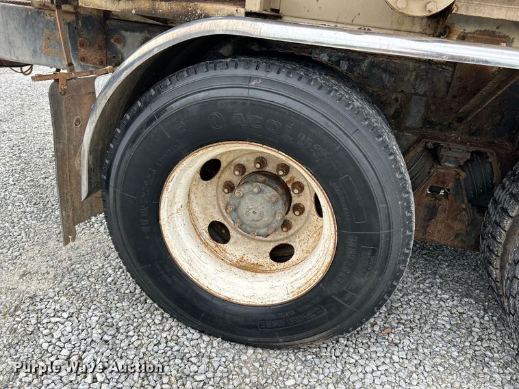 image for item NL9446 2000 Sterling LT9513  hydroseeder truck