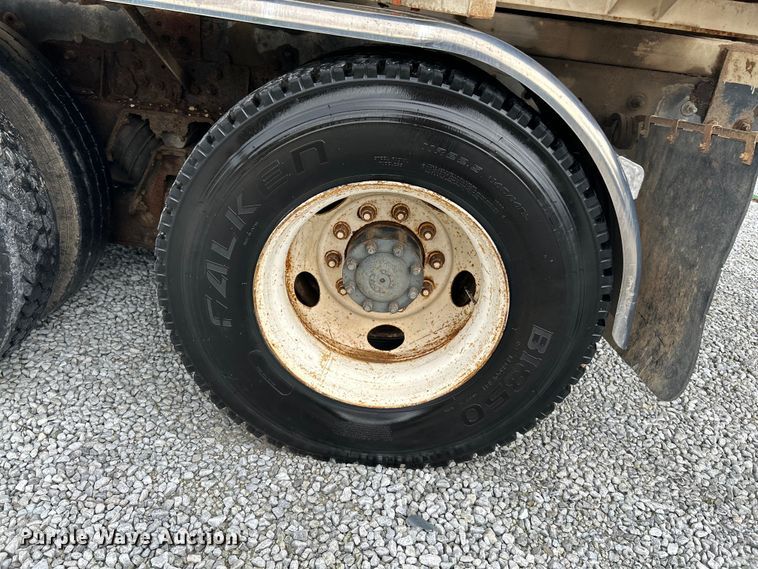 image for item NL9446 2000 Sterling LT9513  hydroseeder truck