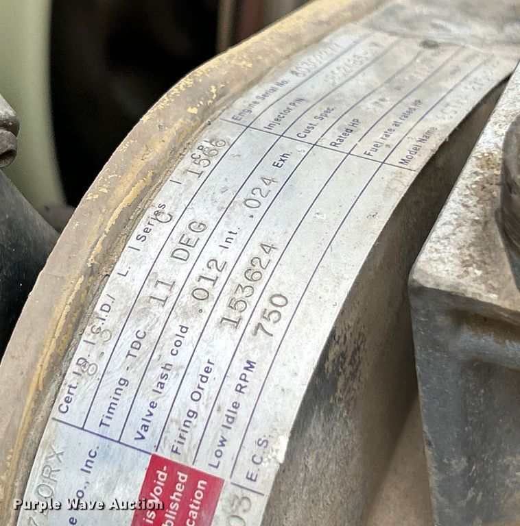 image for item NL9447 1995 Ford L8000 tank truck