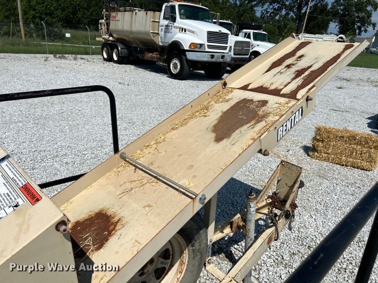 image for item NL9448 2014 Finn B70  straw blower