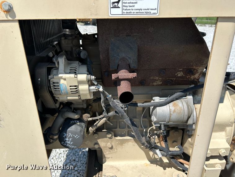 image for item NL9448 2014 Finn B70  straw blower