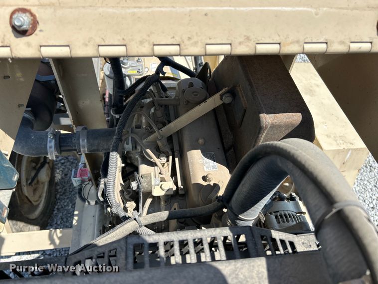 image for item NL9448 2014 Finn B70  straw blower