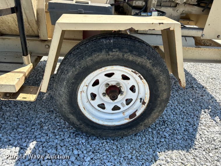 image for item NL9448 2014 Finn B70  straw blower