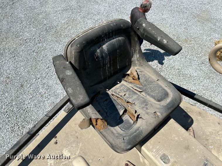 image for item NL9449 2003 Finn B-300-S  straw blower