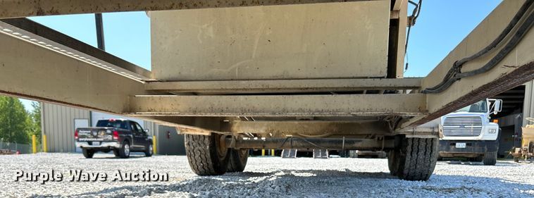 image for item NL9449 2003 Finn B-300-S  straw blower