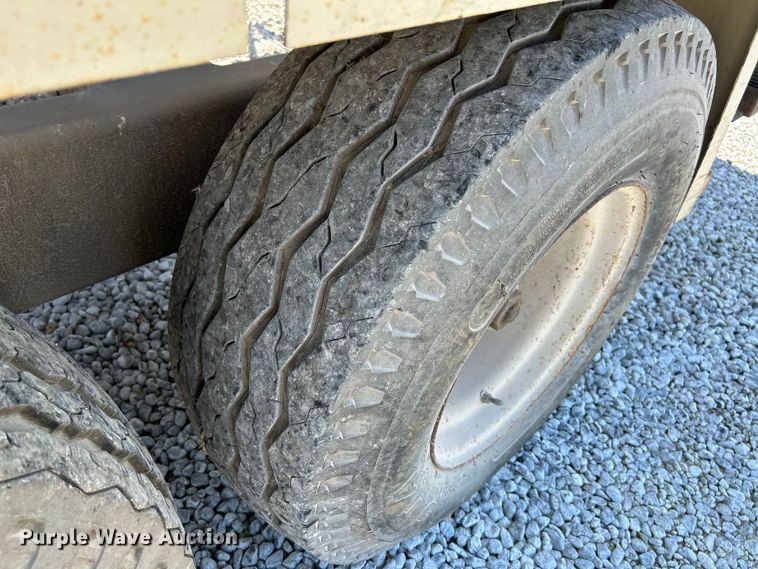 image for item NL9449 2003 Finn B-300-S  straw blower