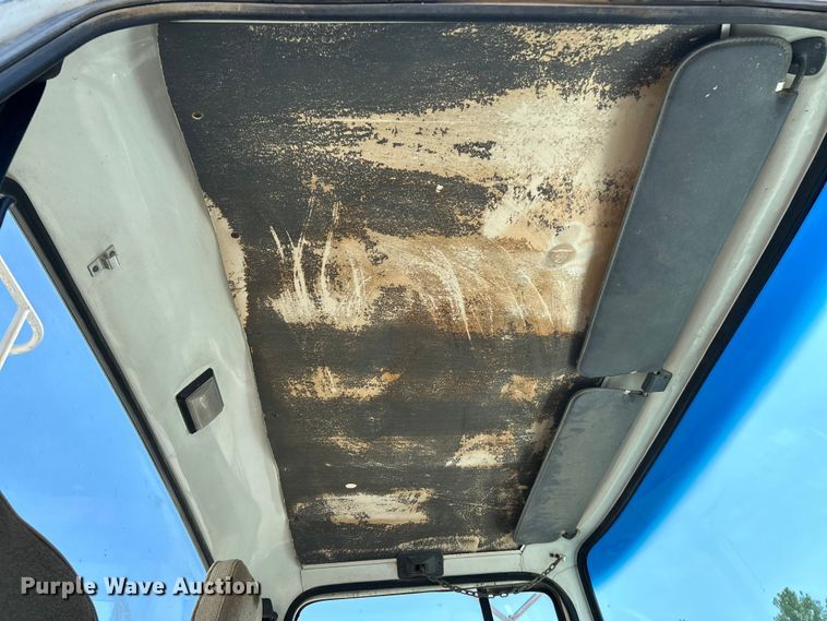 image for item NL9450 1995 Ford L9000 hydroseeder truck