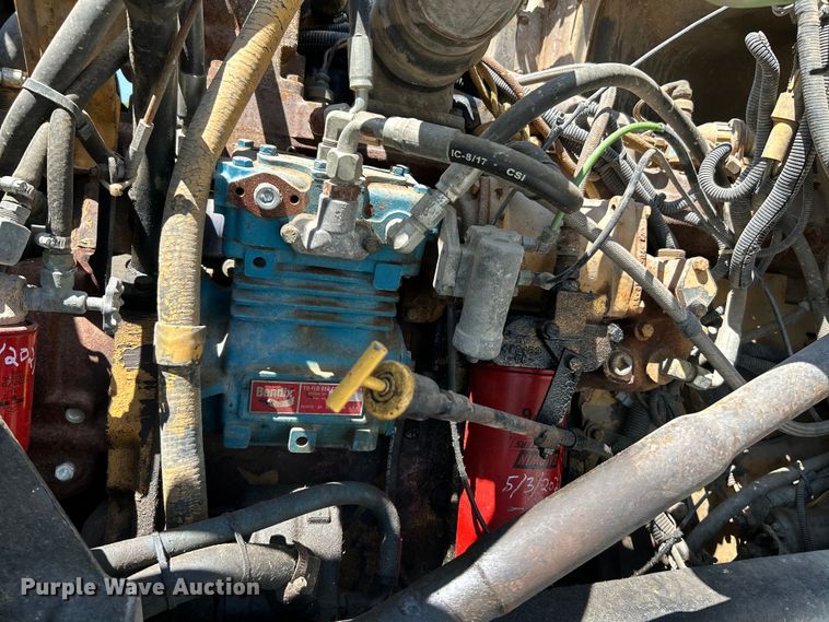 image for item NL9450 1995 Ford L9000 hydroseeder truck