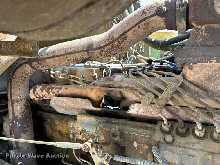 image for item NL9450 1995 Ford L9000 hydroseeder truck