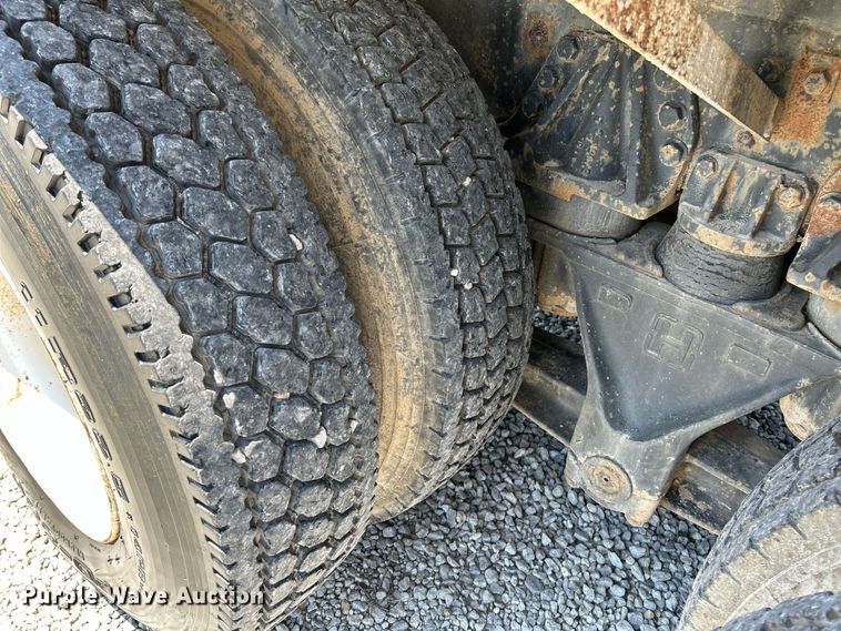 image for item NL9450 1995 Ford L9000 hydroseeder truck