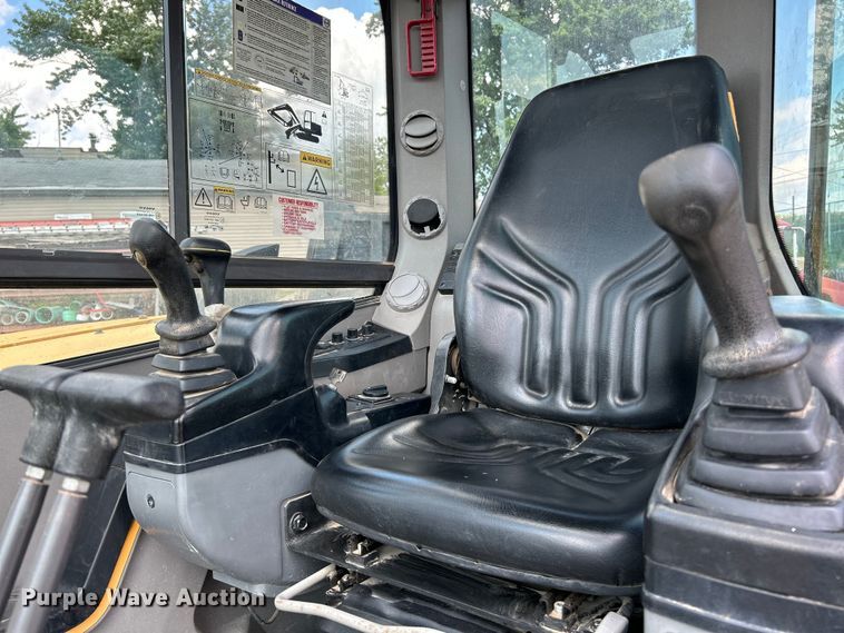 image for item NL9464 2013 Volvo ECR88D  mini excavator