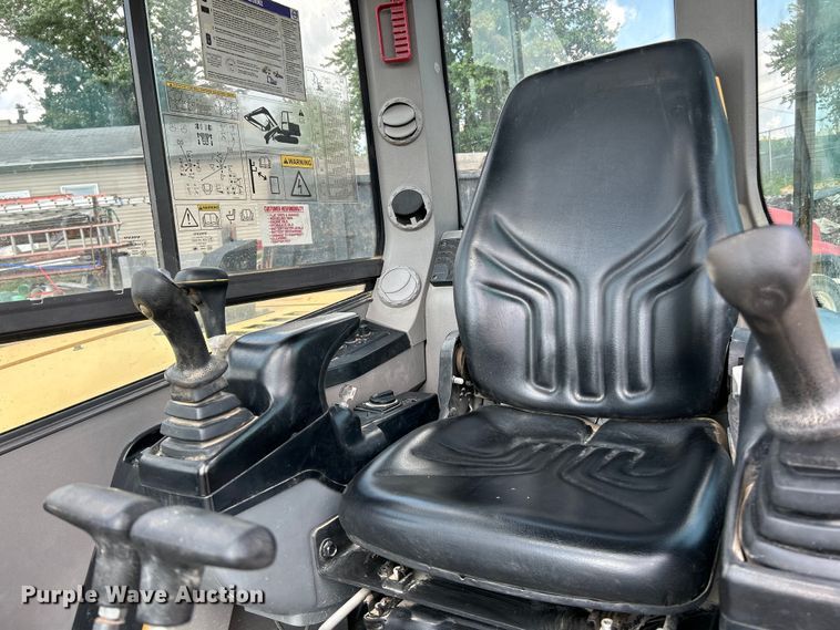 image for item NL9464 2013 Volvo ECR88D  mini excavator