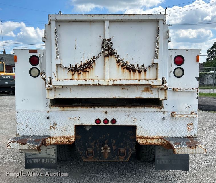 image for item NL9465 1999 Chevrolet C6500  utility / service truck with dump bed insert