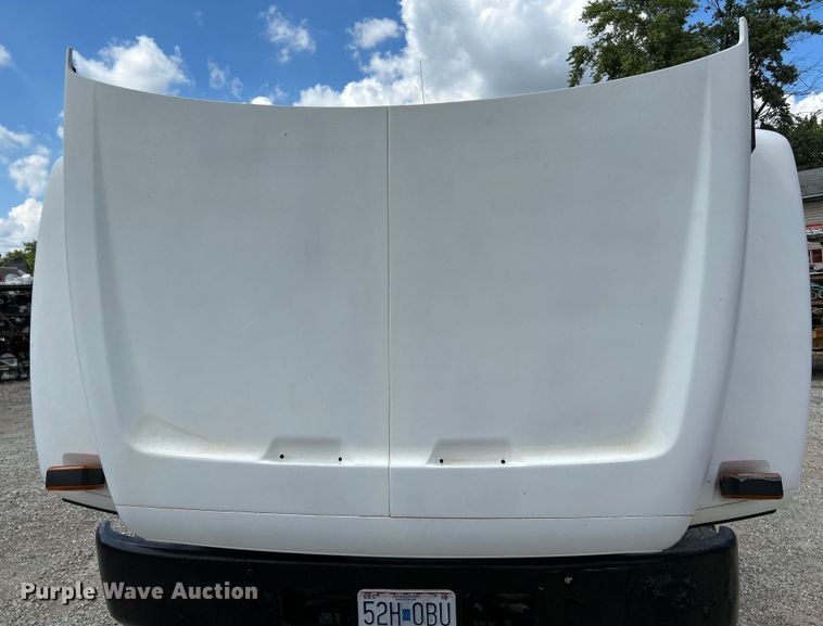 image for item NL9465 1999 Chevrolet C6500  utility / service truck with dump bed insert