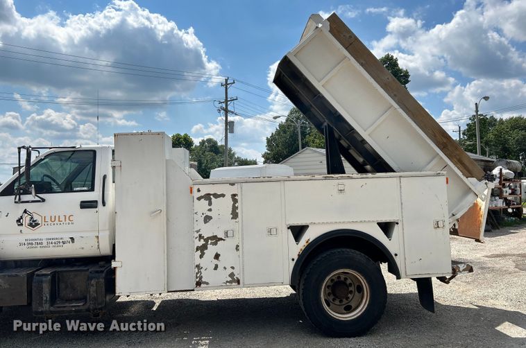 image for item NL9465 1999 Chevrolet C6500  utility / service truck with dump bed insert