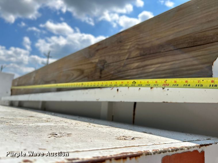 image for item NL9465 1999 Chevrolet C6500  utility / service truck with dump bed insert