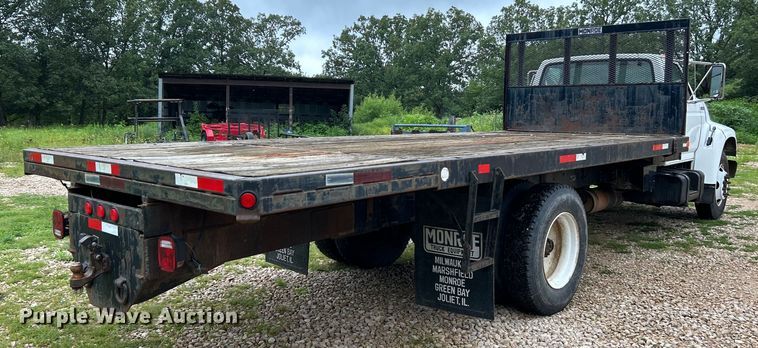 image for item NL9481 1997 Ford F800  flatbed truck