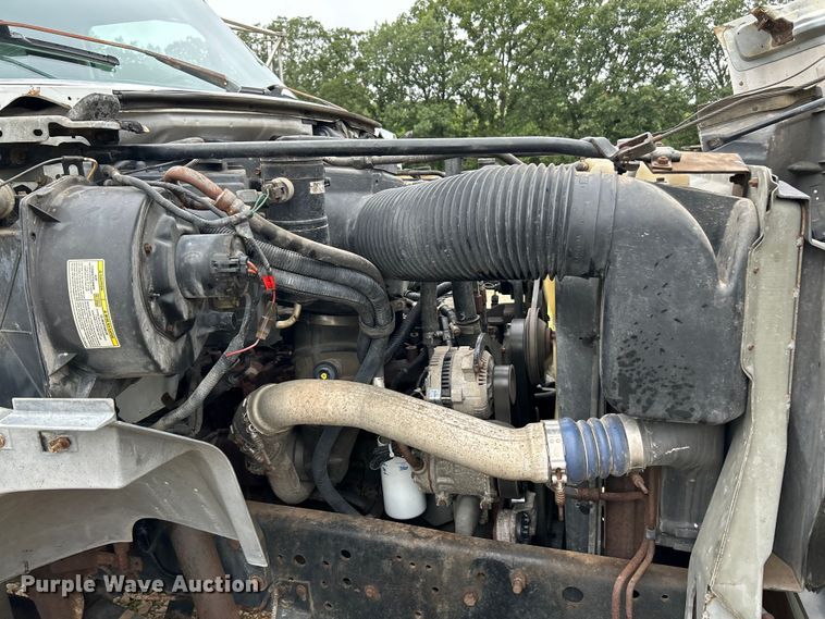 image for item NL9481 1997 Ford F800  flatbed truck