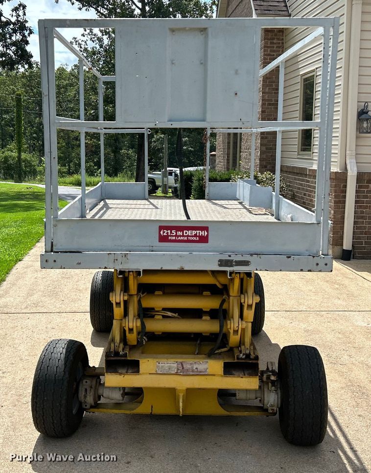 image for item NL9484 Mark Industries  M20 scissor lift