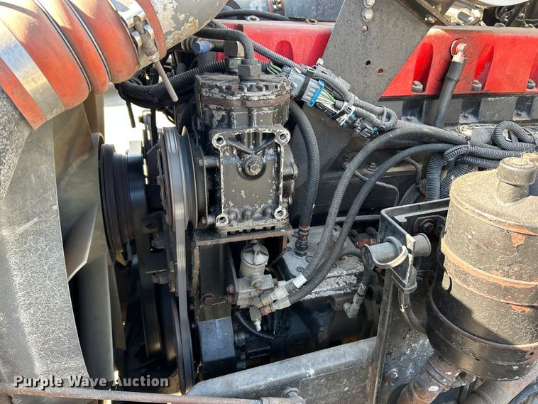 image for item NL9517 2000 Kenworth T800  tank truck