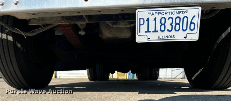 image for item NL9517 2000 Kenworth T800  tank truck