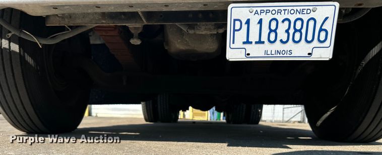 image for item NL9517 2000 Kenworth T800  tank truck