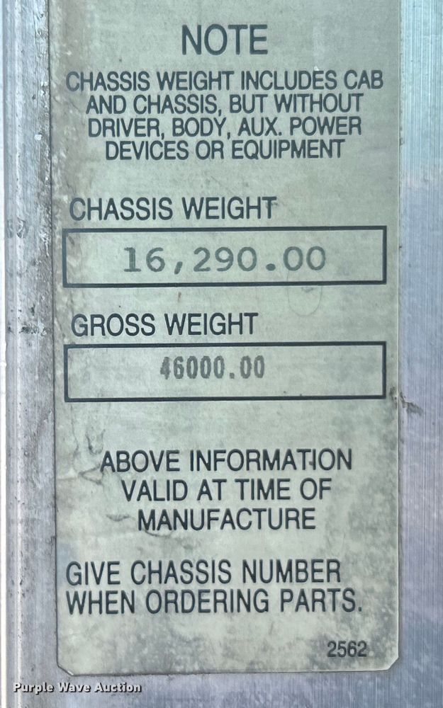 image for item NL9517 2000 Kenworth T800  tank truck