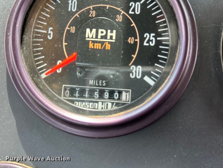 image for item NL9527 1994 Elgin Pelican  street sweeper