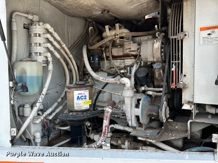 image for item NL9527 1994 Elgin Pelican  street sweeper