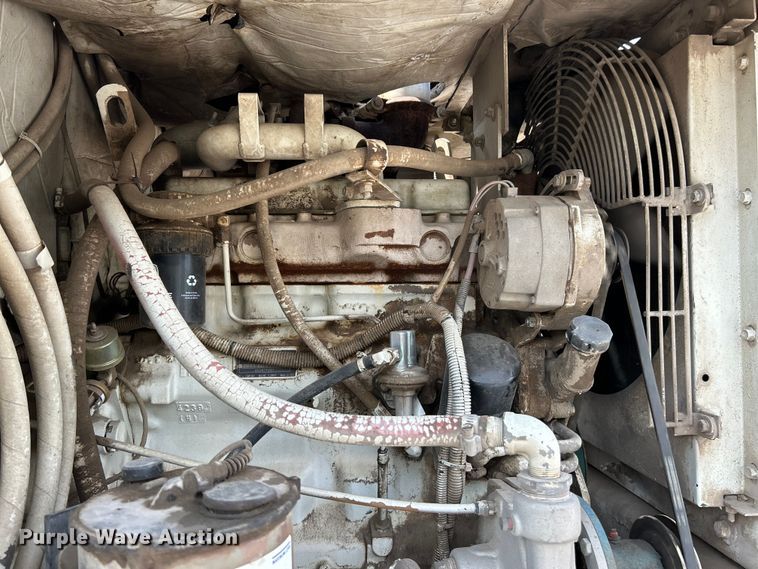 image for item NL9527 1994 Elgin Pelican  street sweeper