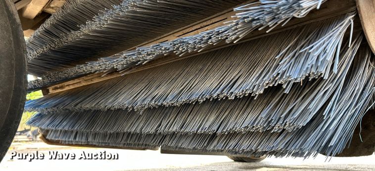 image for item NL9529 2008 Elgin Pelican  street sweeper