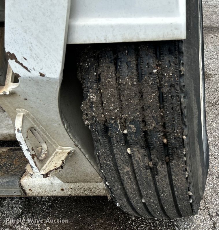 image for item NL9529 2008 Elgin Pelican  street sweeper