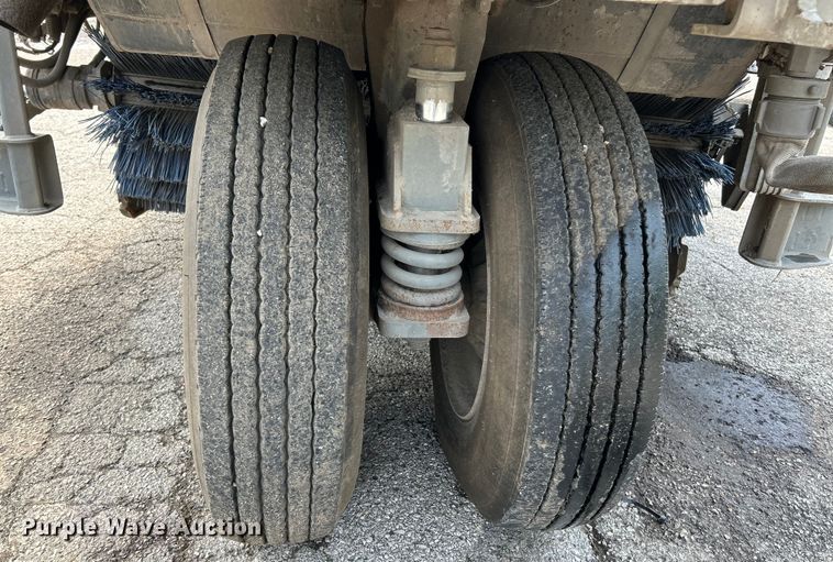 image for item NL9529 2008 Elgin Pelican  street sweeper