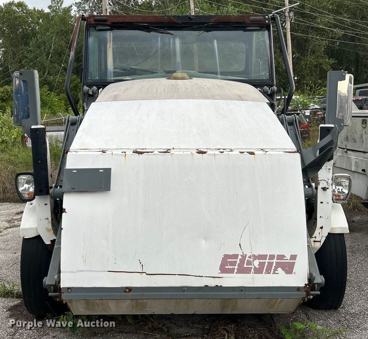image for item NL9530 2011 Elgin Pelican  street sweeper