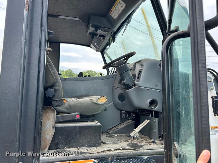 image for item NL9530 2011 Elgin Pelican  street sweeper