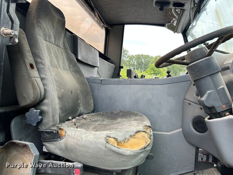 image for item NL9530 2011 Elgin Pelican  street sweeper