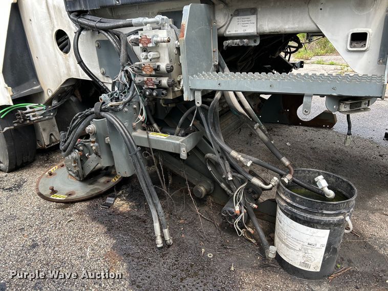 image for item NL9530 2011 Elgin Pelican  street sweeper