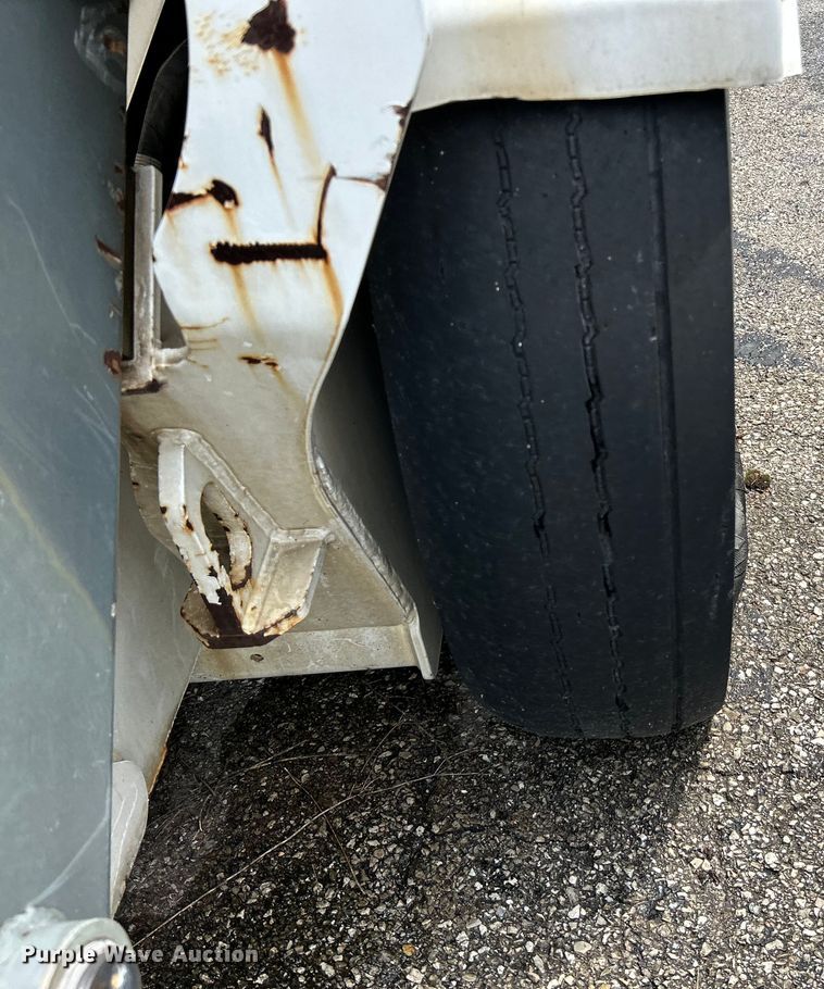 image for item NL9530 2011 Elgin Pelican  street sweeper