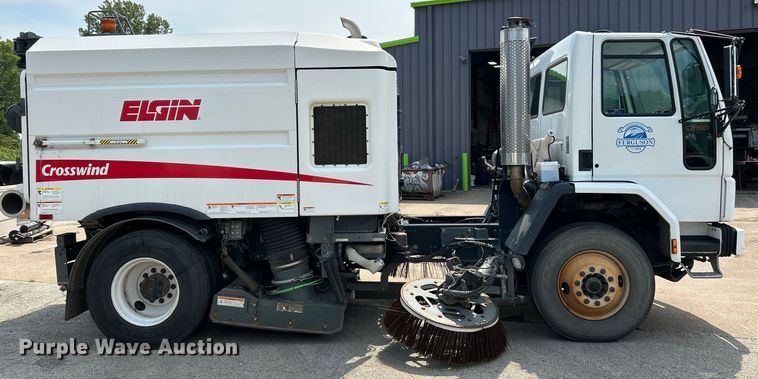 image for item NL9531 2007 Sterling SC8000  street sweeper truck