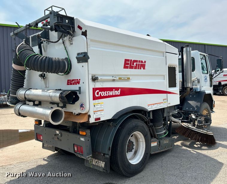 image for item NL9531 2007 Sterling SC8000  street sweeper truck